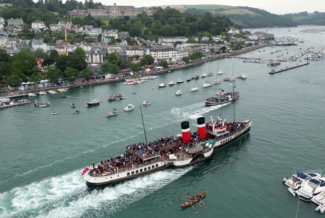 Historic meeting of two paddle steamers