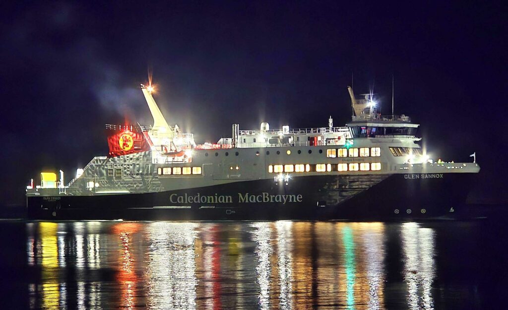 Glen Sannox arrives In Stornoway for the first time, 3 January 2025 (Mark Nicolson).