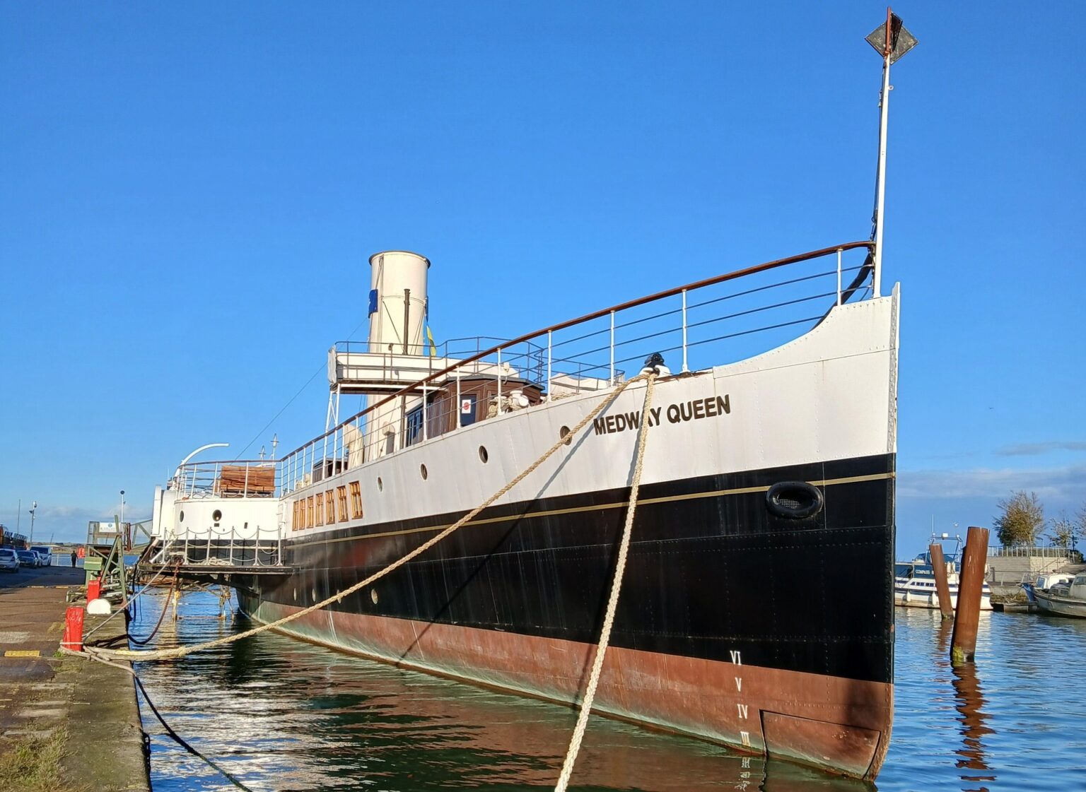 medway-queen-marks-start-of-season-and-wight-anniversary-ships-monthly