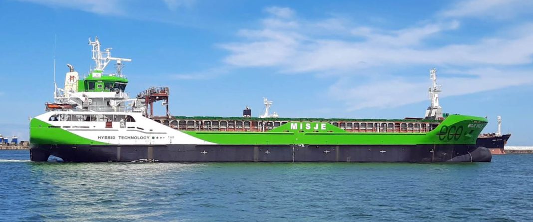 Misje Rederi launches its 4th eco-friendly hybrid bulk carrier