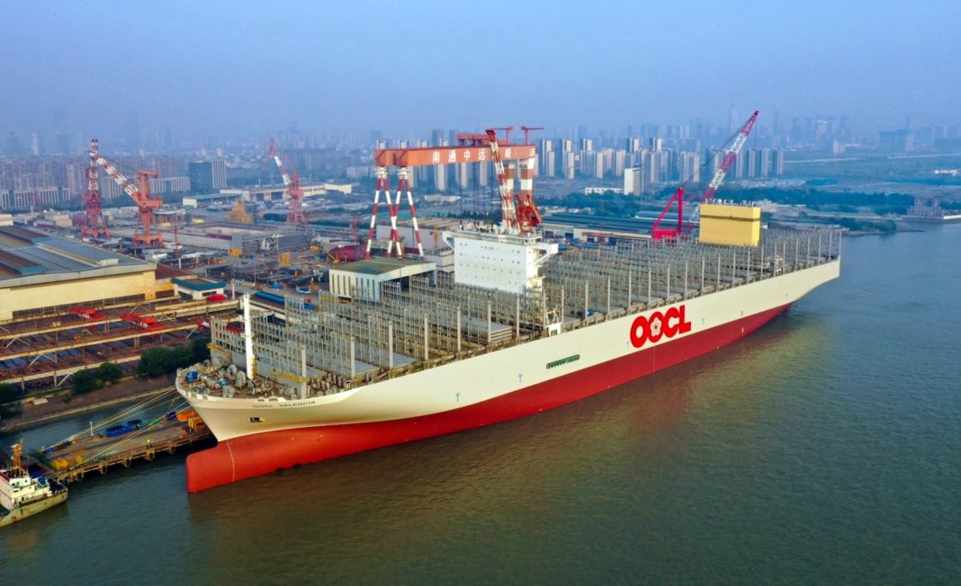 Orient Overseas Container Line Ltd (OOCL) has recently introduced another new 24,188 TEU mega vessel. The newest member in OOCL’s fleet was named OOCL Valencia in the ceremony held at Nantong COSCO KHI Ship Engineering Co Ltd (NACKS) shipyard.