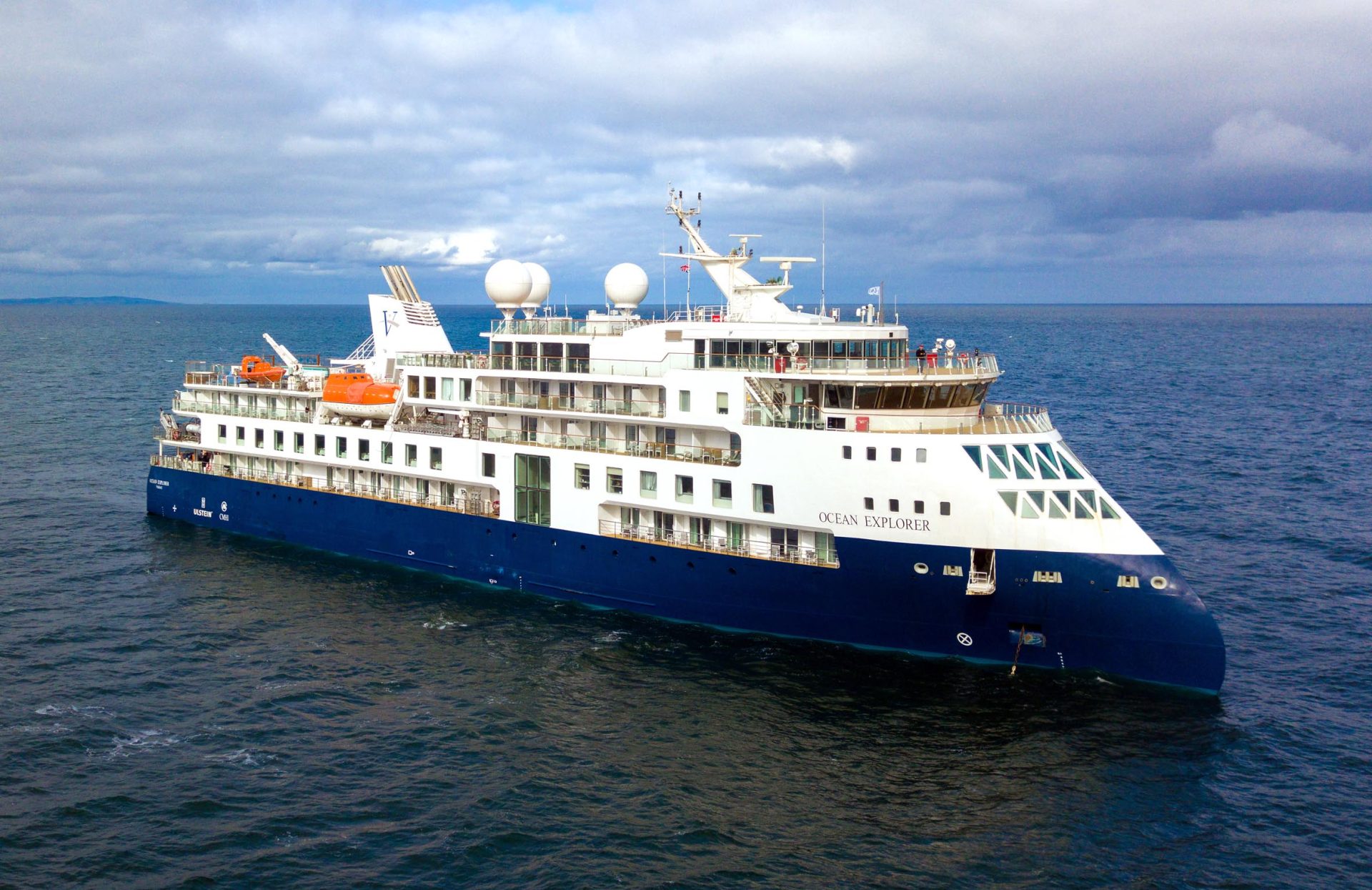 Vantage Deluxe World Travel Celebrates Christening of Ocean Explorer ...