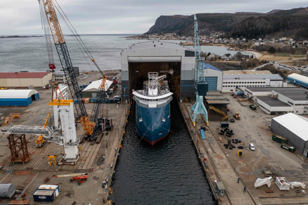 Yno 320 launch: A new era for BS Offshore and Ulstein Verft