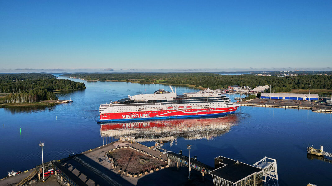 Viking Line, Turku and Stockholm celebrate a year of a green shipping corridor