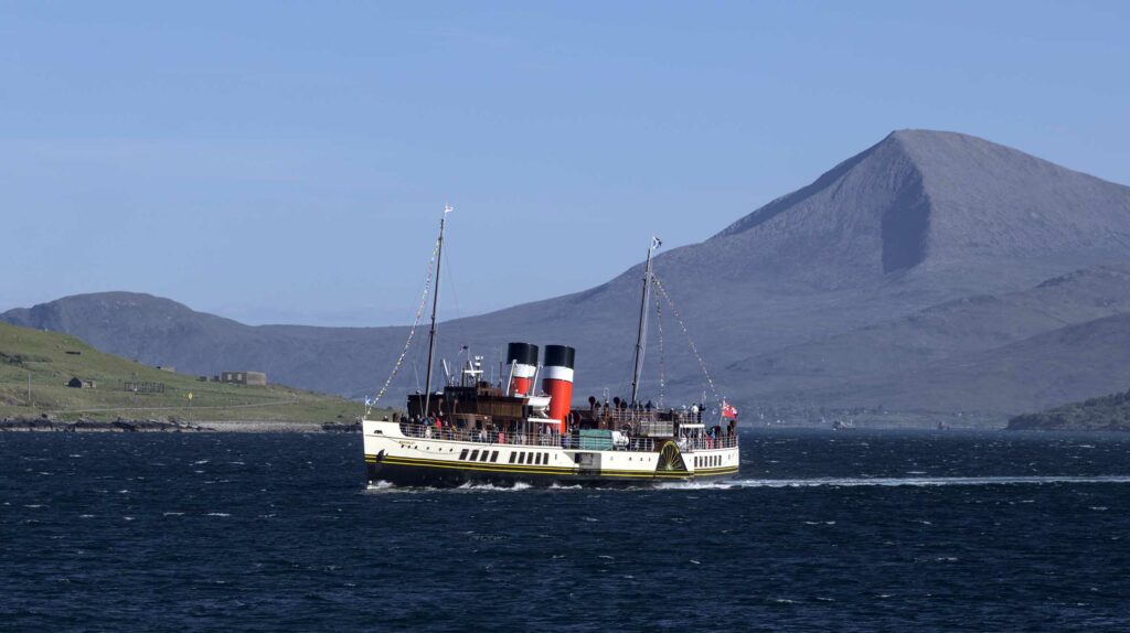 Waverley approaches Rasaay on 21st May 2025,due to wind this attempt had to be aborted and the paddler went around again. ANDREW YOUNG